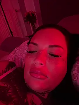 _MelinaCurves_ Live XXX Chat