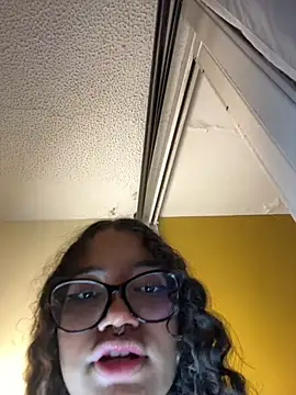 Bunny-firen Live XXX chat
