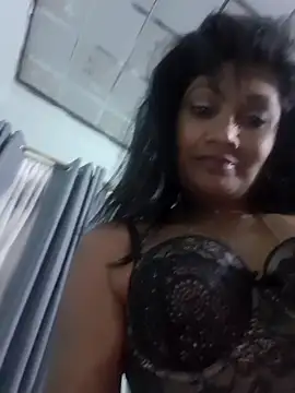 sexykajol2001のライブXXXチャット