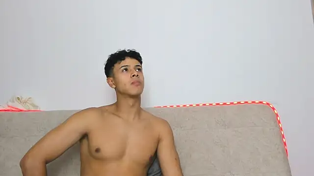 _Alex_Colton Chat XXX in diretta