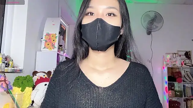 Živý XXX chat Tieu-May