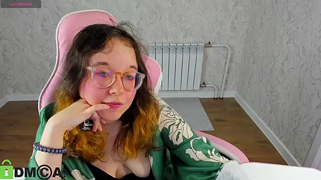 Aleks-caster's Live XXX Chat