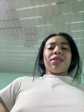 Xiiki's Live XXX Chat