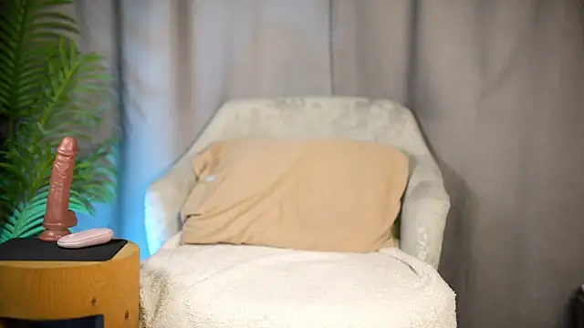 juwenta Chat XXX live