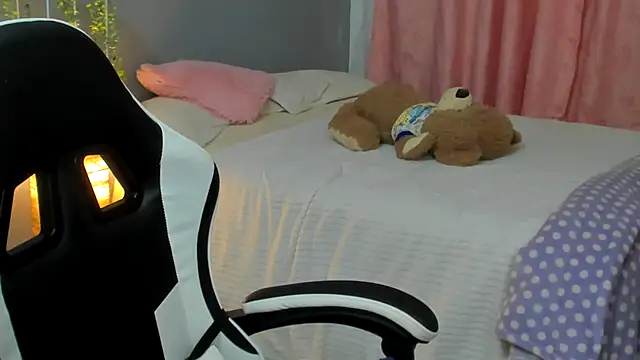 __Emma__11__Lecat_ Chat XXX in diretta