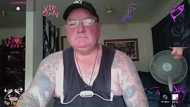 Chat XXX ao vivo de KINKYBLUEYES69
