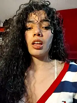 Czat XXX na żywo – Karina_Mon