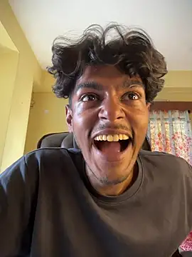 thecatfishh 现场XXX聊天