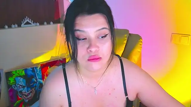 Malika_uAngel Adlı Modelin Canlı XXX Sohbeti