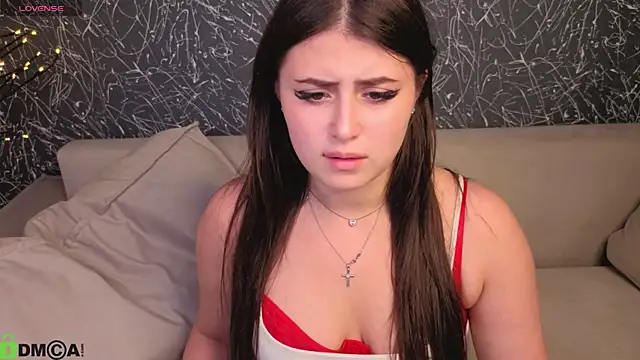 Crystal-Lacen Live XXX chat