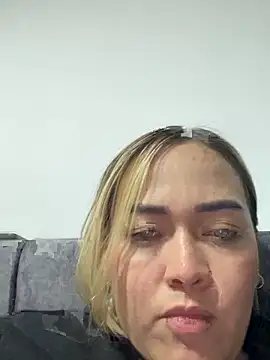 Danielavegax élő XXX-chatje