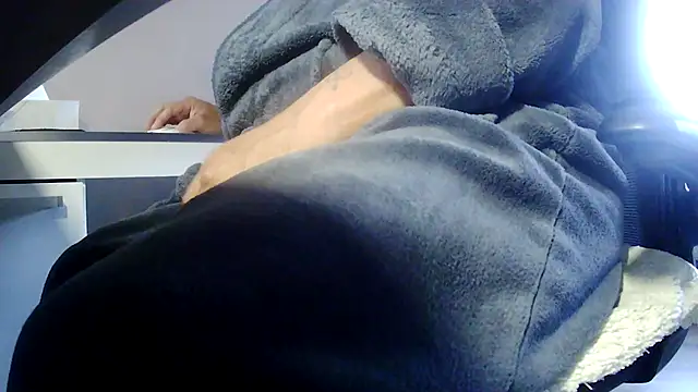 suedel65n Live XXX chat