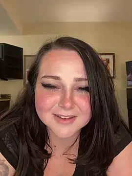 Kira_tattoo's Webcam Show