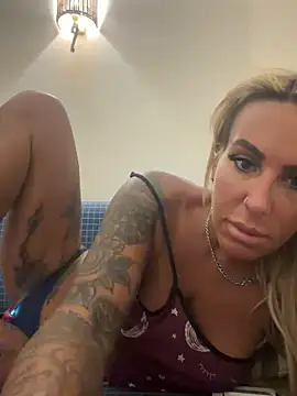 Chatroom XXX en direct de poppyinga1