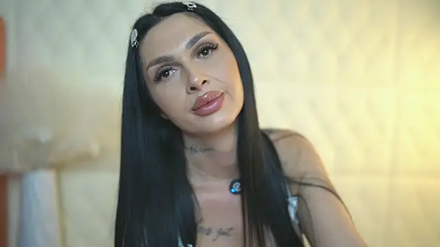 SinfulStar webcam show
