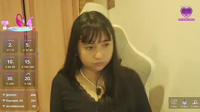 EmmitaGarcia 即時 XXX 聊天