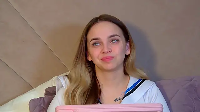 AnitaVenture Chat XXX in diretta