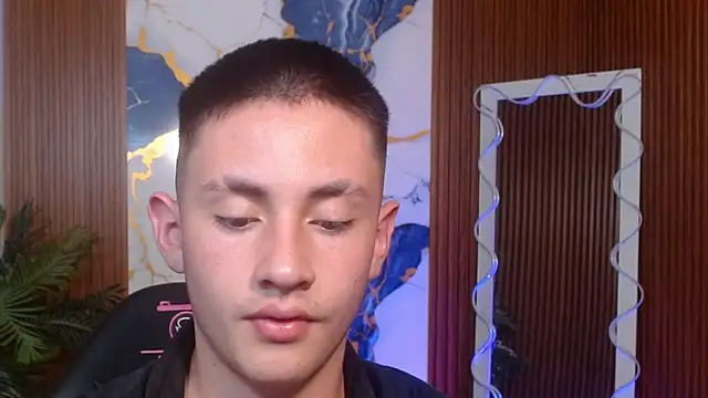 Andres_Tay's Webcam Show