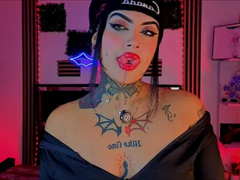 LauriInk1 Live XXX-Chat