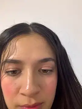 แชท XXX สดของ MiQeilaSweet
