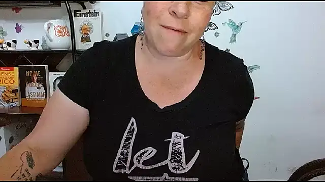 Chat +18 de LauraMallioni ao vivo