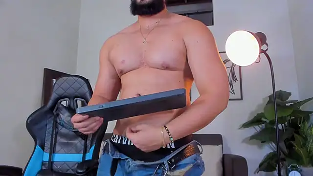 Živý XXX chat Justin_kingX7
