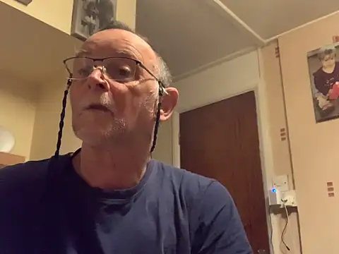 Moonraker64's Webcam Show