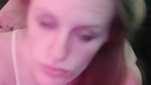 redslovestofuck – Naživo XXX chat