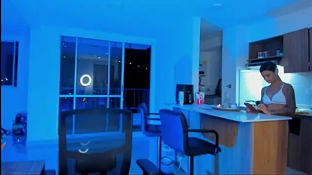 Živý XXX chat mia_world_