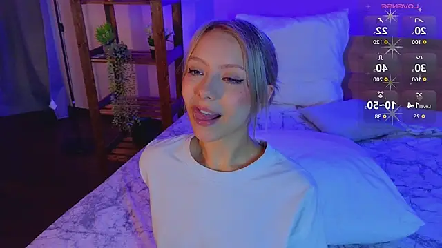 LumMina's Live XXX Chat