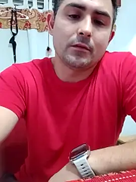 Czat XXX na żywo – Bradd_32