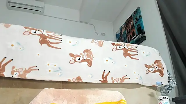 Bornforporn_ élő XXX-chatje