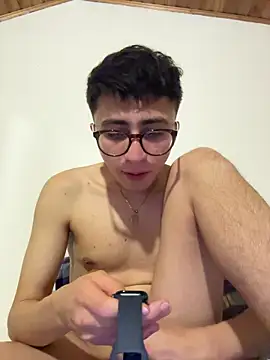 CamiRojas_boyn Webbikameraesitys