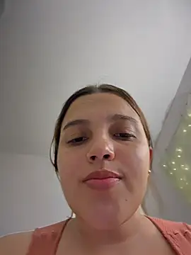Colibri_xxx élő XXX-chatje