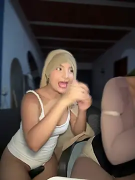 Chat XXX en directo de lalilamassu1