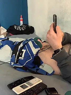 GeilerHSVFAN1989n Live XXX chat