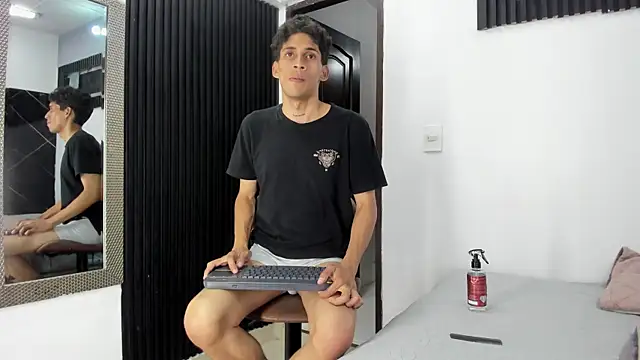 Živý XXX chat Emer_santos