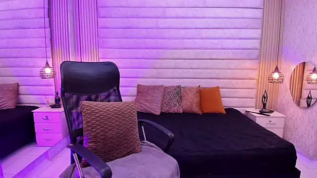 دردشة VictoriaaBlair الجنسية المباشرة