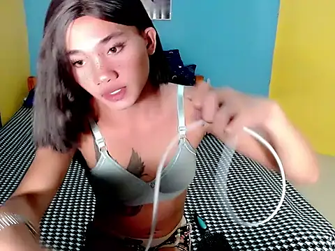 Petite_HugeCock 웹캠 쇼