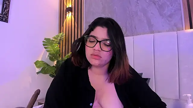 Chat XXX en directo de Carlotta_de_velour