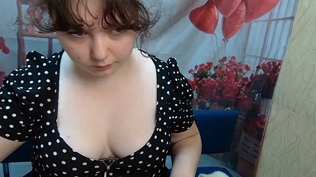 NeonilaLisova – Naživo XXX chat