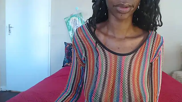 Blacktittiex02's Live XXX Chat