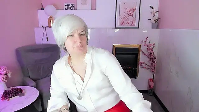 CarmenSoft Adlı Modelin Canlı XXX Sohbeti