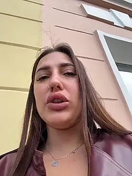 Chat +18 de AleksandraRich ao vivo