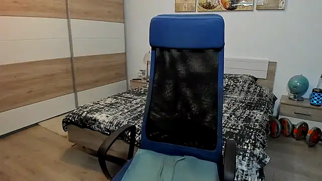 Онлайн чат XXX RobbyShawz