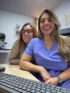 alicee16 Show in webcam