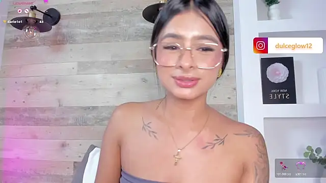 Chat +18 de dulce_glow_ ao vivo