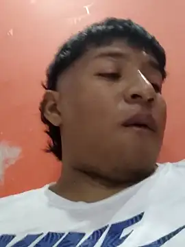 Tu_papi_69_ Webcamshow