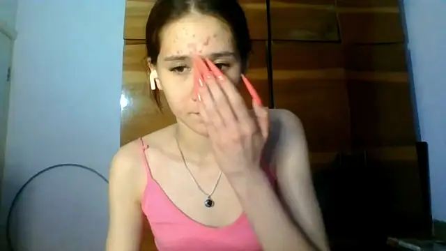 Chat XXX en directo de NickiKisinger