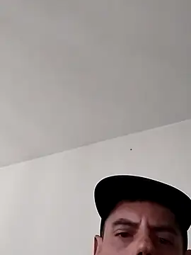 zucagostoson Webbikameraesitys